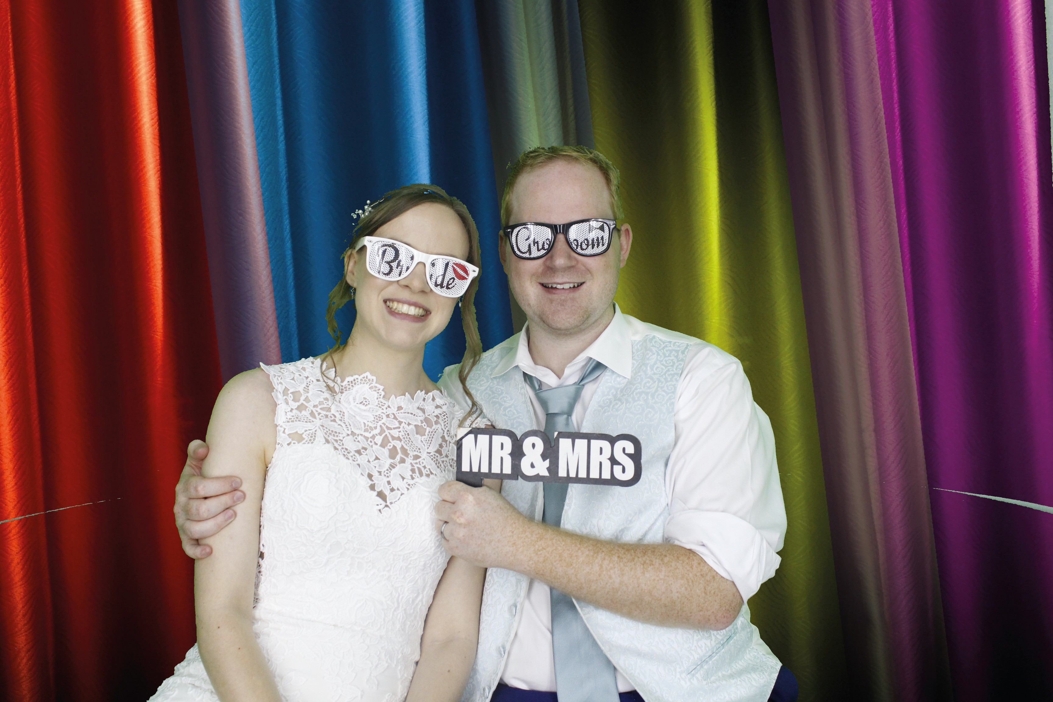 Rebecca and Warren's Wedding | View more photos from the event at gallery.myphotoboothexperience.co.uk/u/MyPhotoBoothExperienceLtd/Rebecca-and-Warrens-Wedding